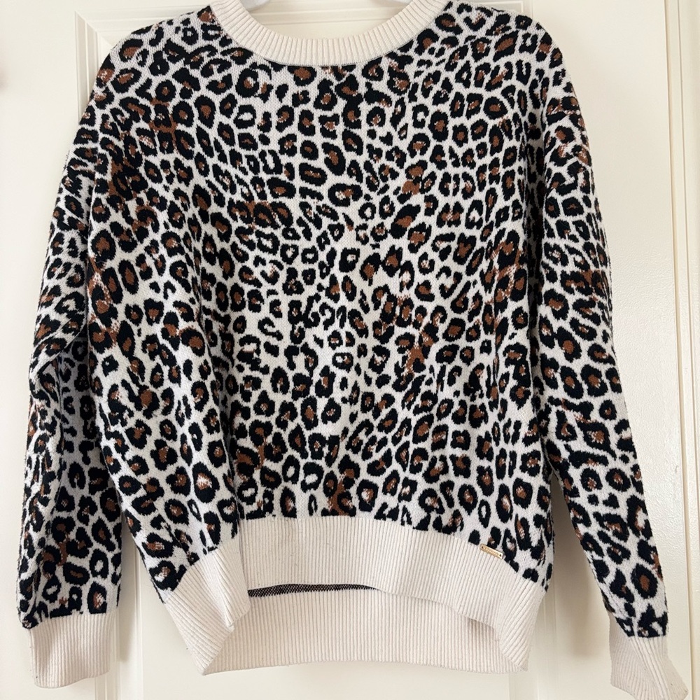 Leopard Print Sweater - Picture 3 of 3